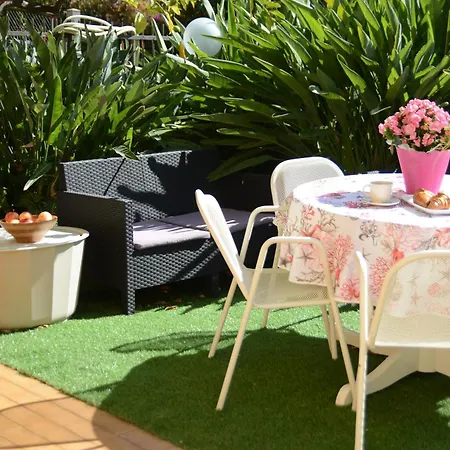 New 3bedroom With Garden And Parking Apartment *